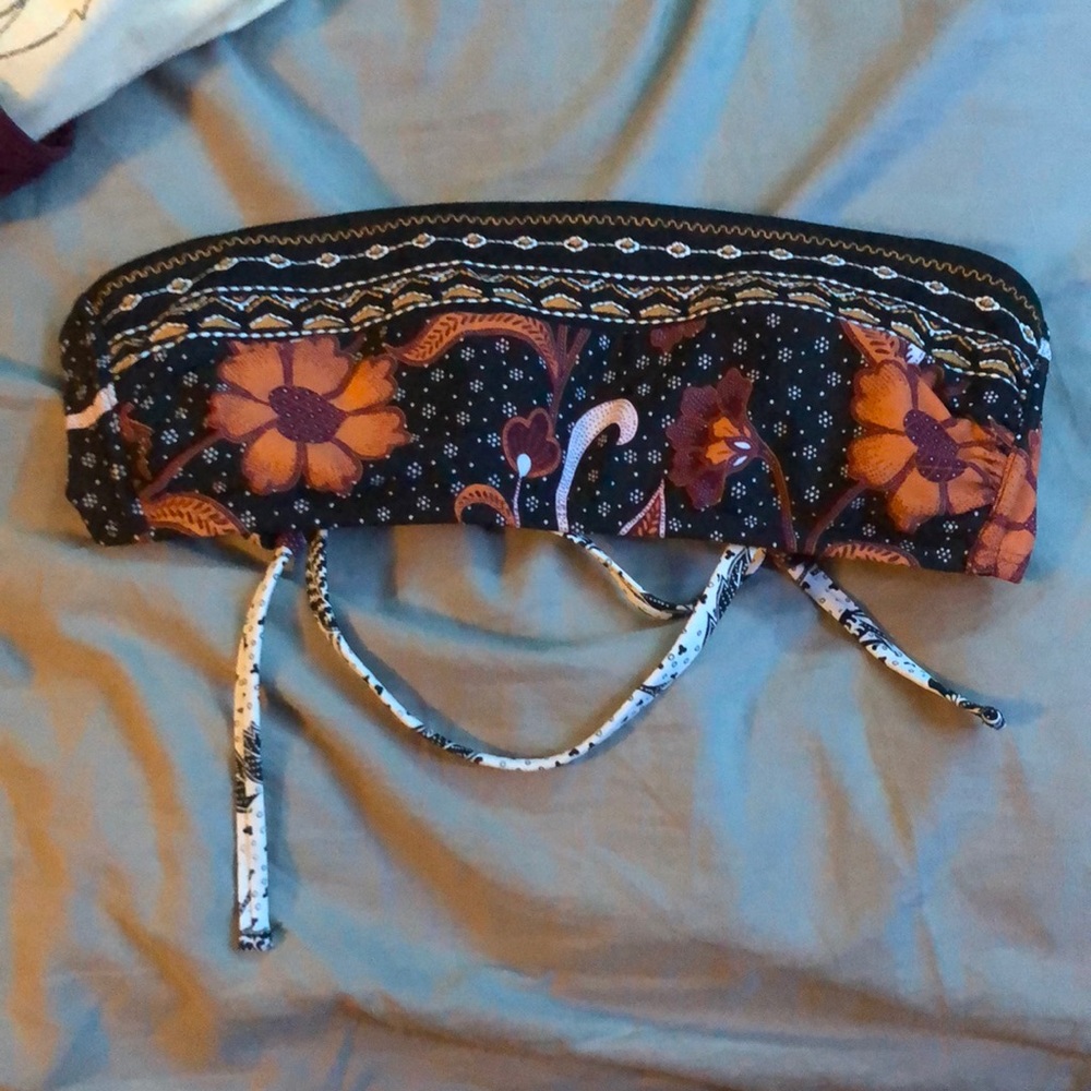 bandeau swimsuit top